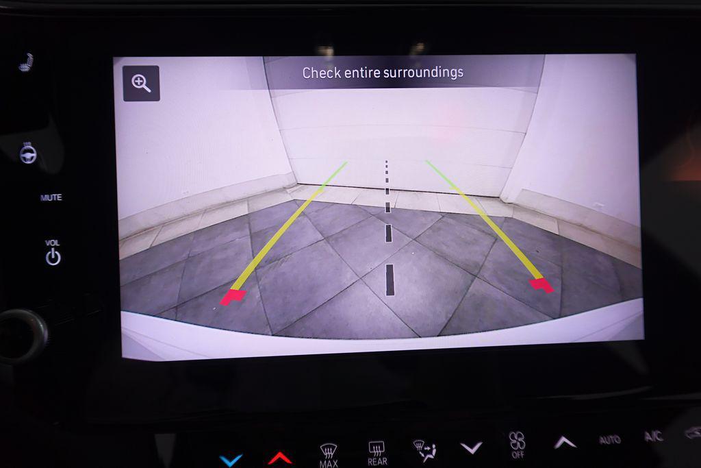 new 2026 Jeep Grand Cherokee car, priced at $39,782