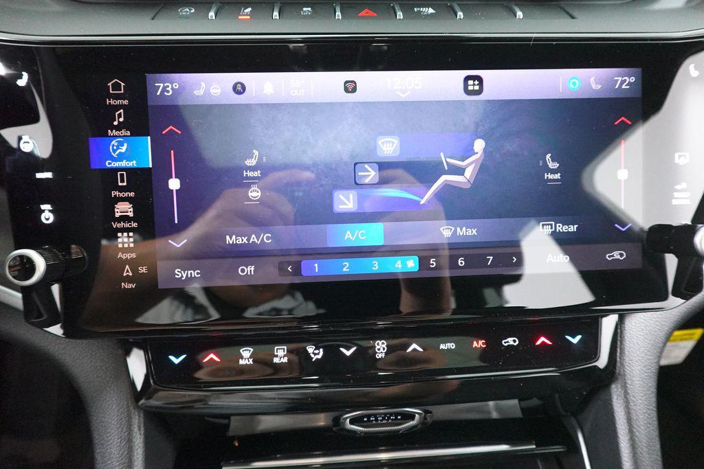 new 2026 Jeep Grand Cherokee car, priced at $39,782