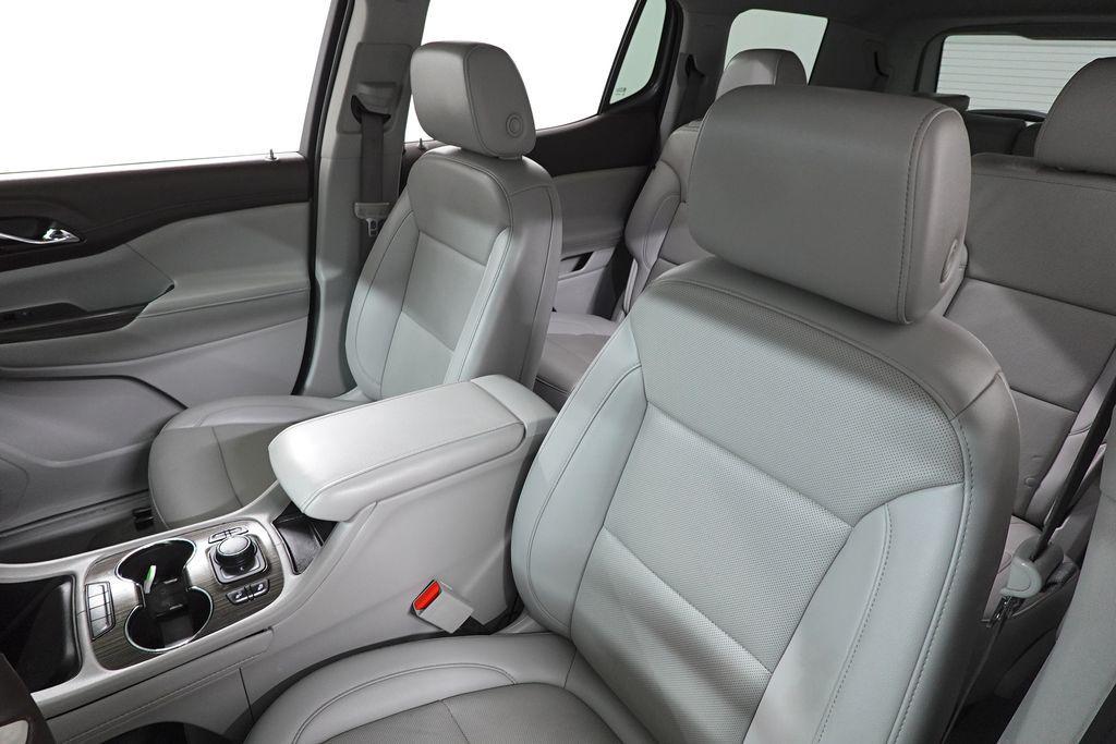 used 2023 GMC Acadia car, priced at $21,618