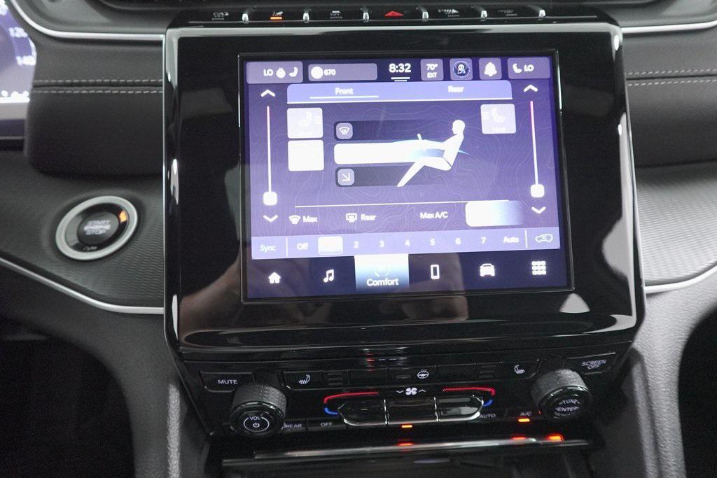 new 2025 Jeep Grand Cherokee L car, priced at $50,530