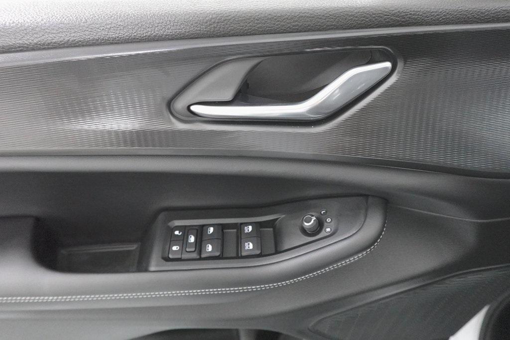 new 2025 Jeep Grand Cherokee L car, priced at $50,530