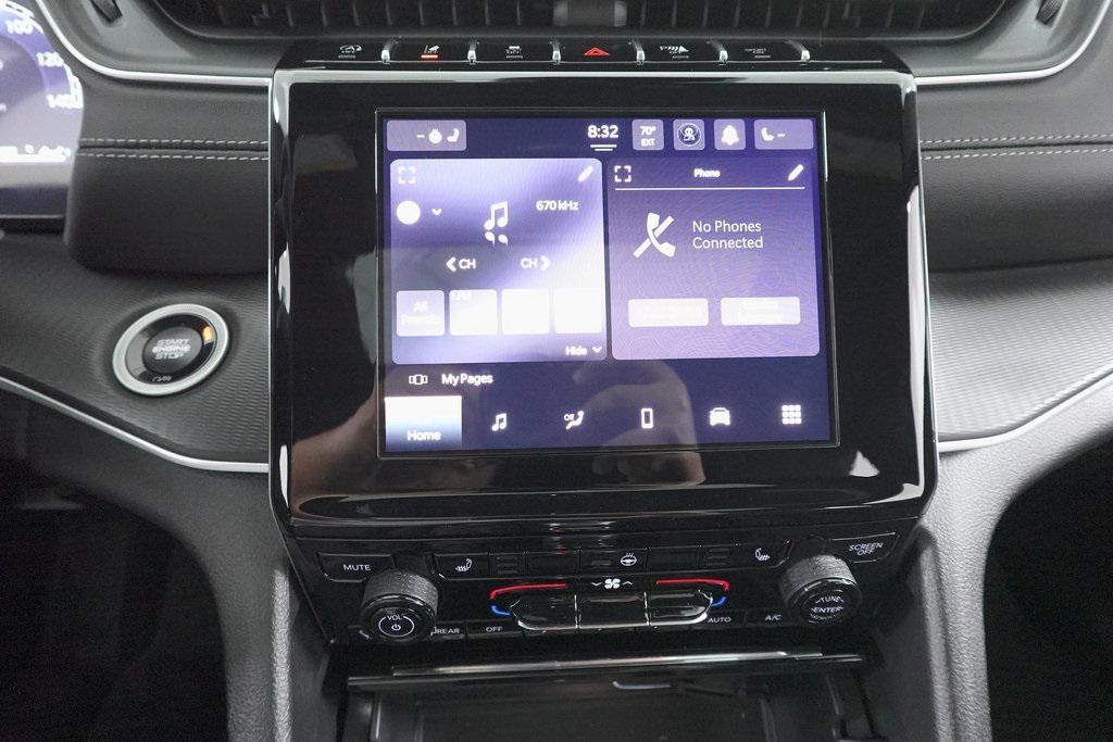 new 2025 Jeep Grand Cherokee L car, priced at $50,530