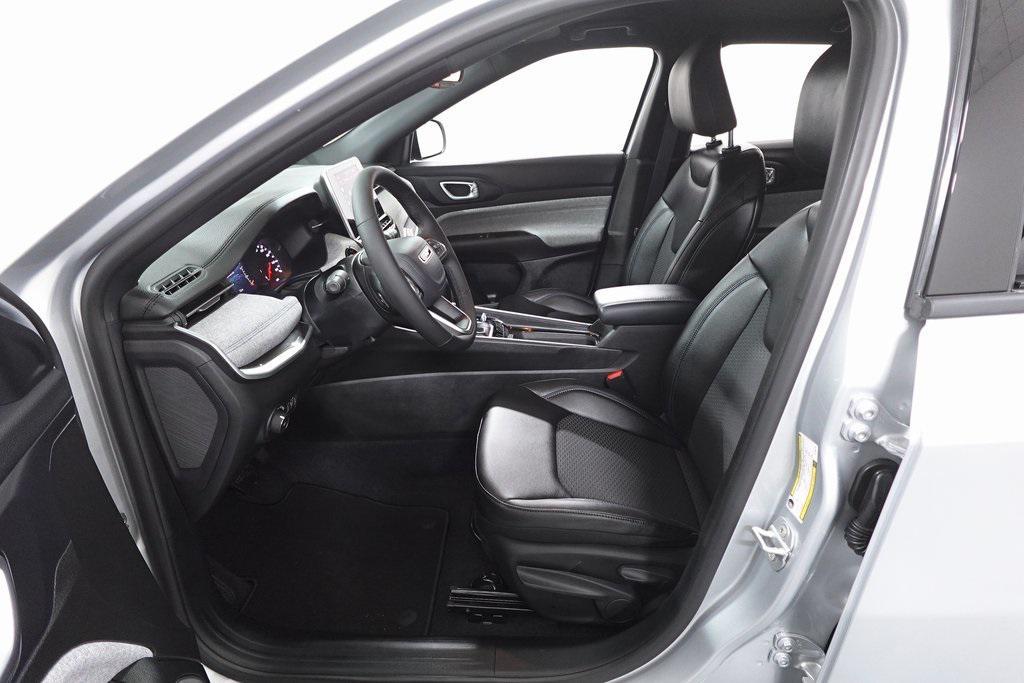 new 2026 Jeep Compass car, priced at $31,585