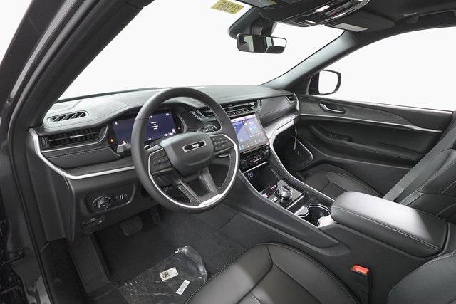 new 2025 Jeep Grand Cherokee L car, priced at $52,510