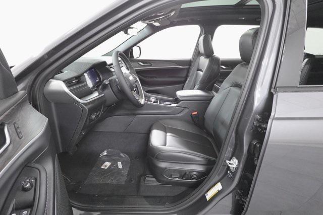 new 2025 Jeep Grand Cherokee L car, priced at $52,510