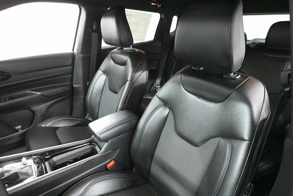 new 2026 Jeep Compass car, priced at $33,325