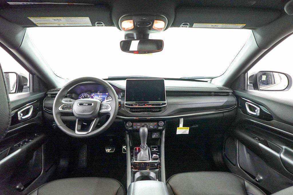 new 2026 Jeep Compass car, priced at $33,325