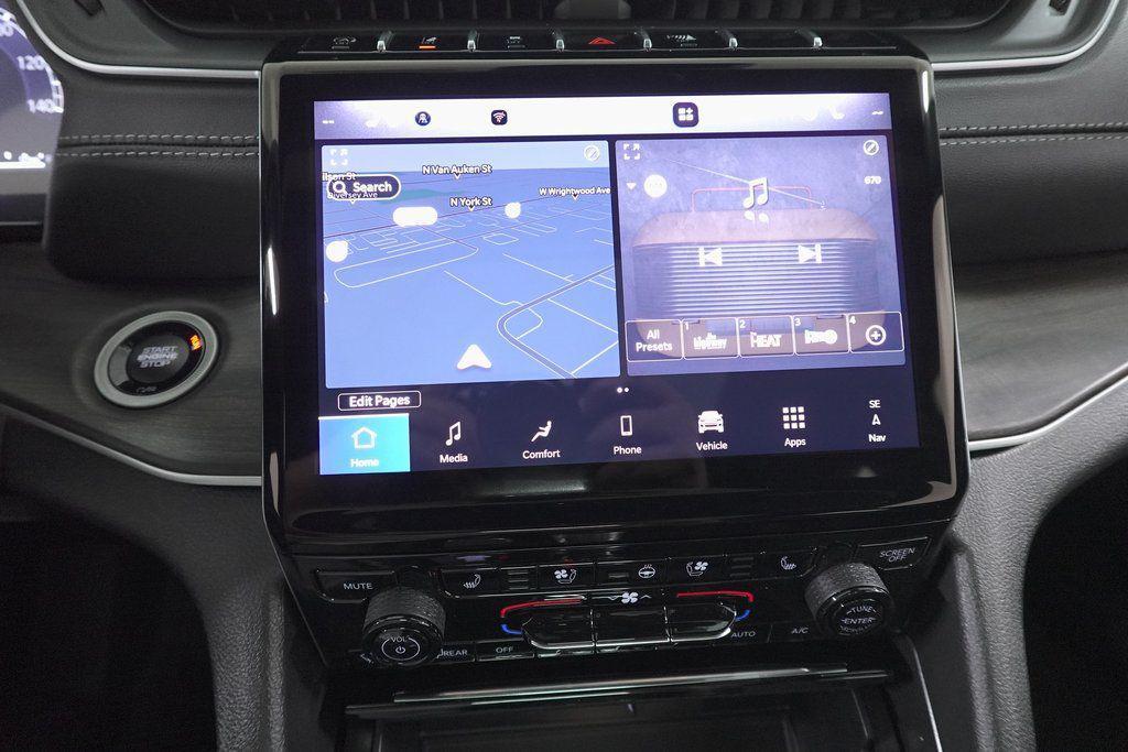 new 2025 Jeep Grand Cherokee L car, priced at $49,674