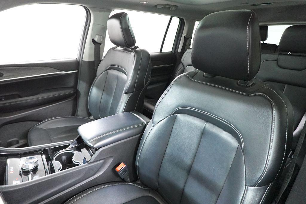 used 2022 Jeep Grand Cherokee L car, priced at $27,692