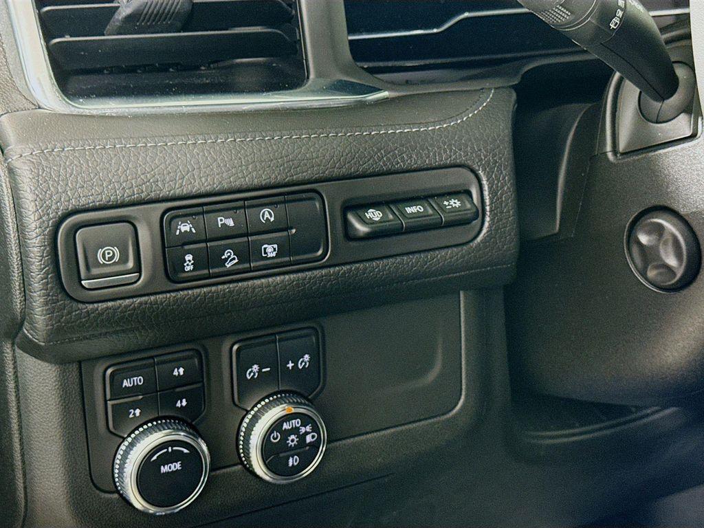 used 2023 GMC Yukon car, priced at $62,246