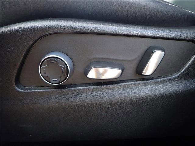 used 2024 Cadillac XT4 car, priced at $26,357