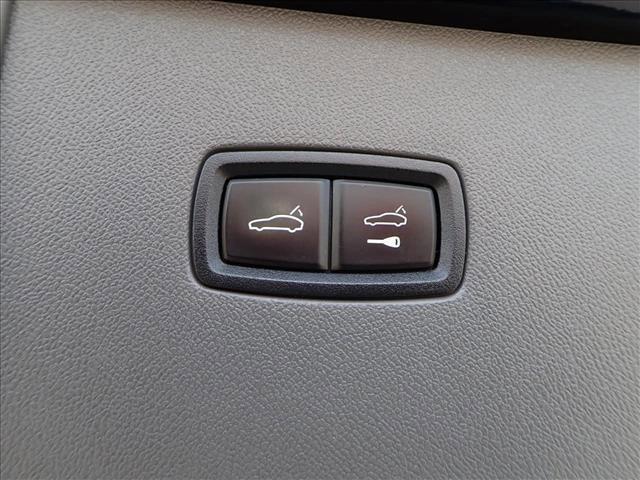 used 2021 Porsche Cayenne car, priced at $44,300