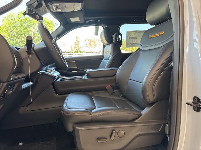 new 2026 Ford Expedition car, priced at $82,651