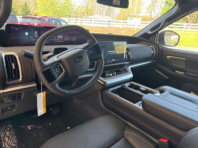 new 2026 Ford Expedition car, priced at $82,651