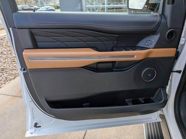 used 2022 Ford Expedition car, priced at $48,387
