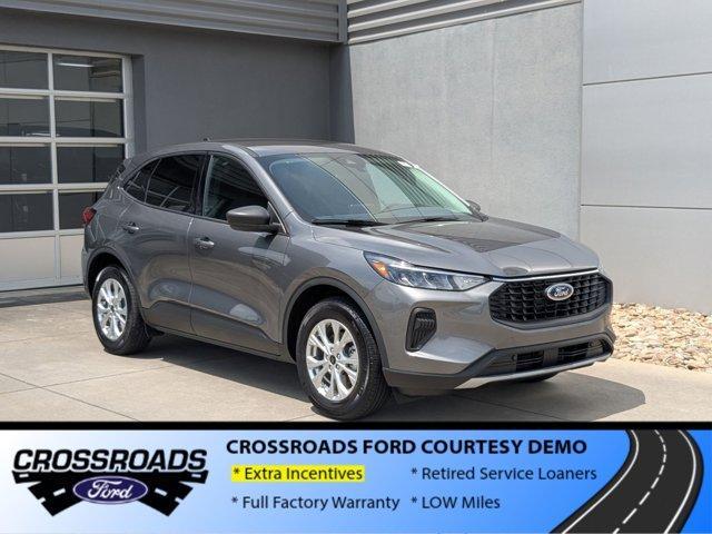new 2025 Ford Escape car, priced at $21,990