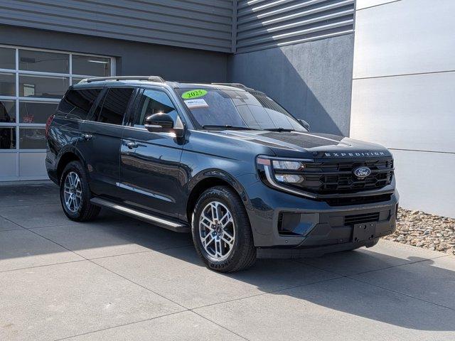 used 2025 Ford Expedition car, priced at $57,897