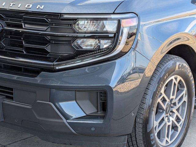 used 2025 Ford Expedition car, priced at $57,897
