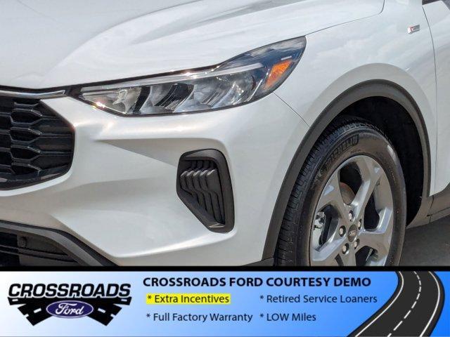 new 2025 Ford Escape car, priced at $24,325