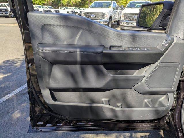 new 2025 Ford F-150 car, priced at $52,430