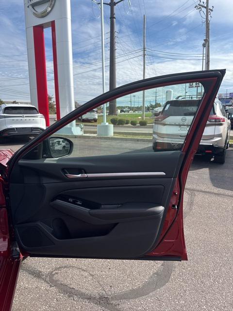 new 2025 Nissan Altima car, priced at $27,850