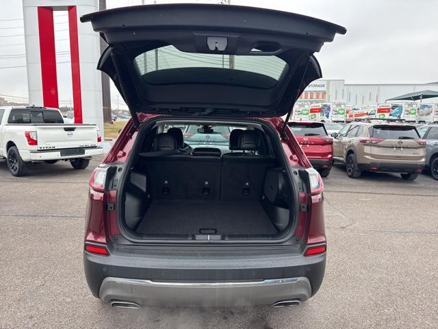 used 2021 Jeep Cherokee car, priced at $21,995