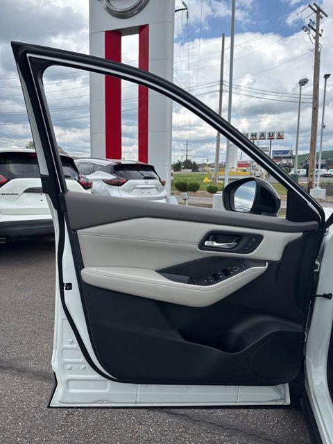 used 2023 Nissan Rogue car, priced at $28,398