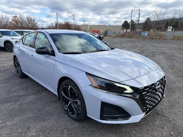new 2025 Nissan Altima car, priced at $32,672