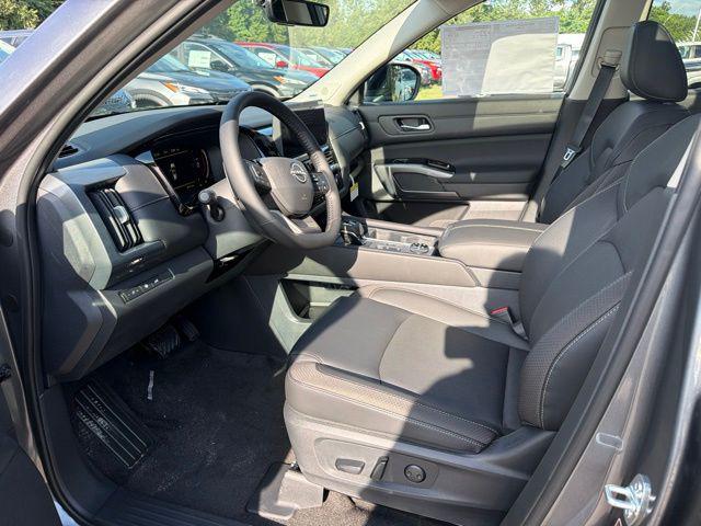 new 2026 Nissan Pathfinder car, priced at $45,238
