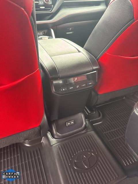 used 2022 Toyota Highlander car, priced at $34,695