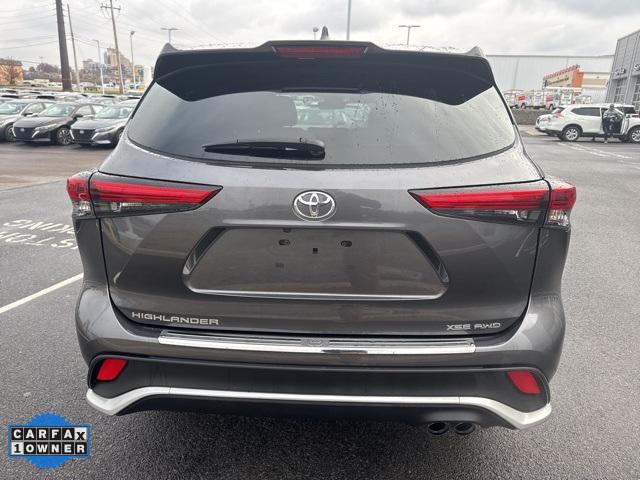 used 2022 Toyota Highlander car, priced at $34,695