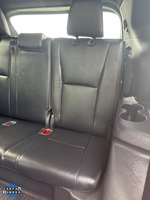 used 2022 Toyota Highlander car, priced at $34,695