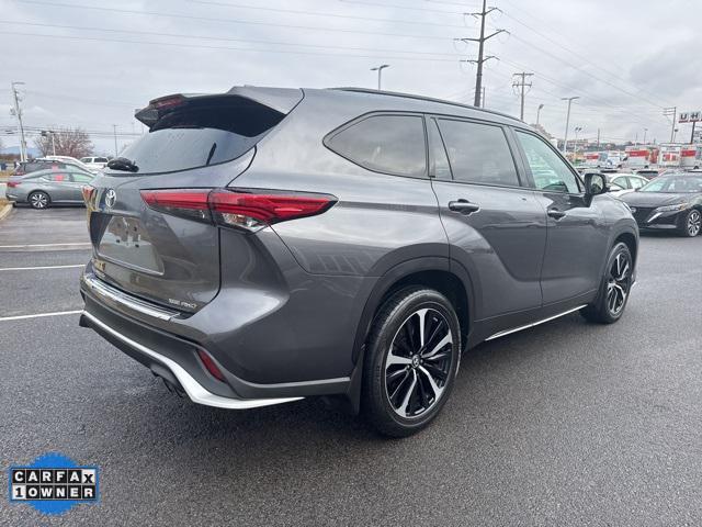 used 2022 Toyota Highlander car, priced at $34,695