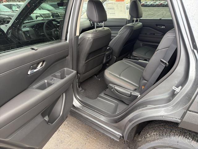 new 2025 Nissan Pathfinder car, priced at $42,857