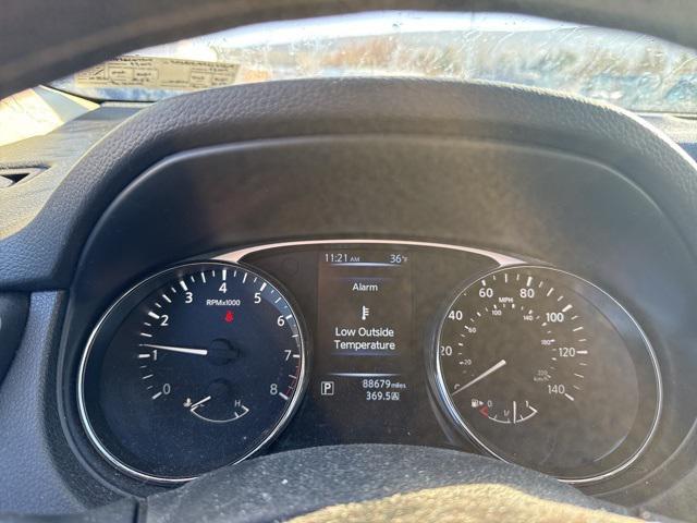 used 2016 Nissan Rogue car, priced at $10,995