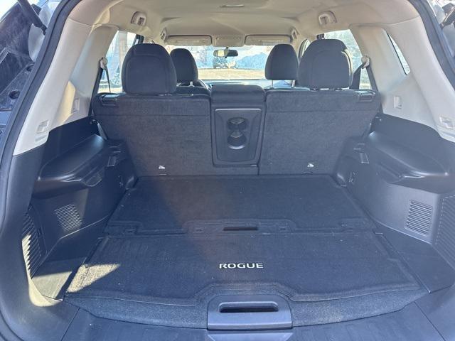 used 2016 Nissan Rogue car, priced at $10,995