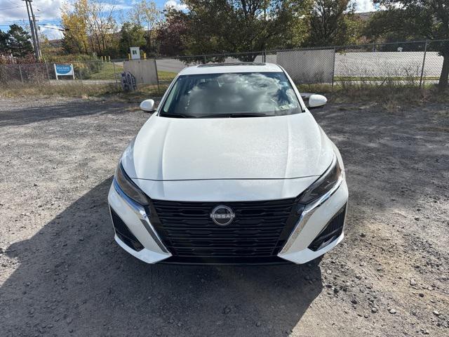 new 2025 Nissan Altima car, priced at $35,073