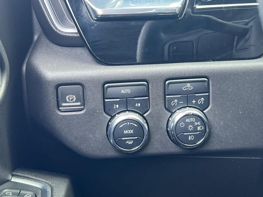 used 2024 GMC Sierra 1500 car, priced at $42,898