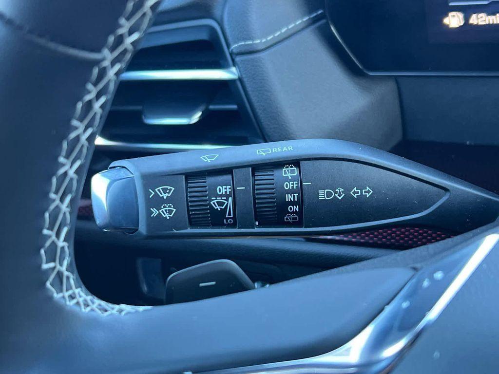 used 2026 Chevrolet Traverse car, priced at $49,998