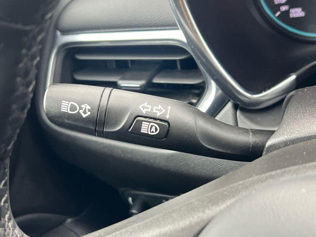 used 2023 Chevrolet Equinox car, priced at $21,798