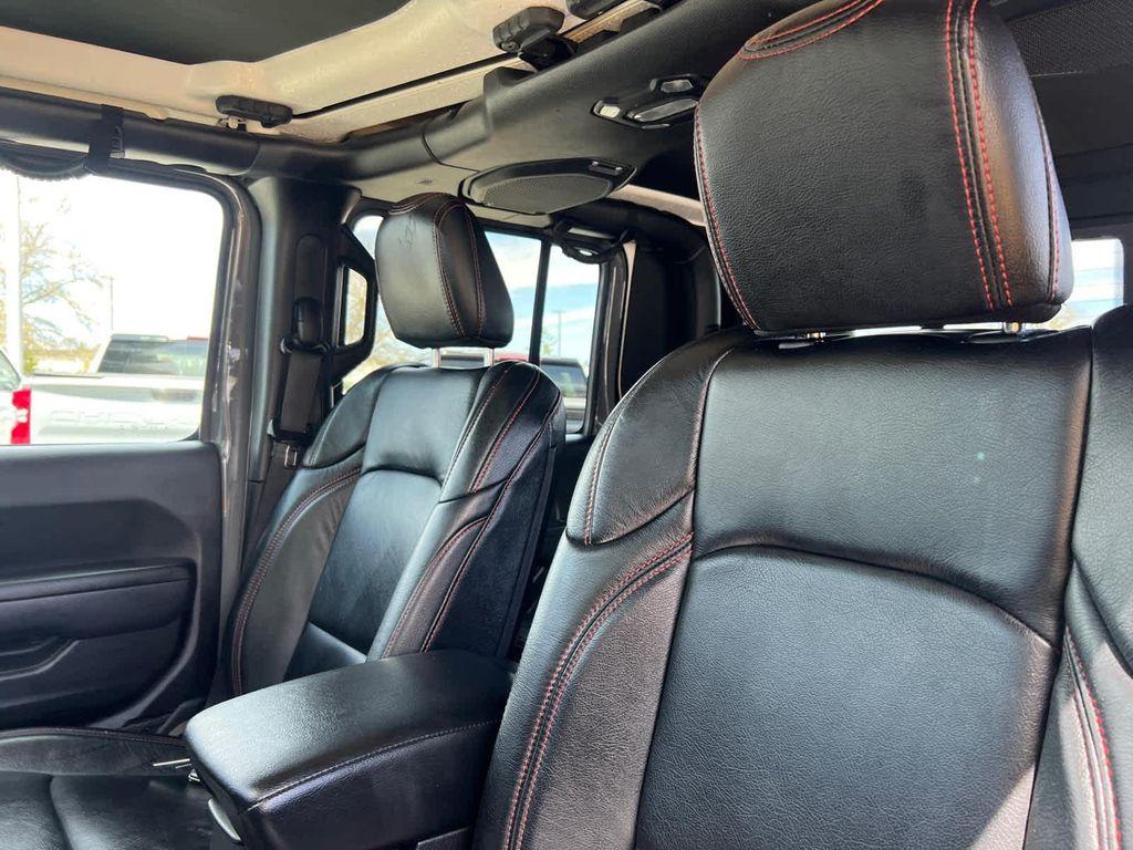 used 2022 Jeep Gladiator car, priced at $37,998