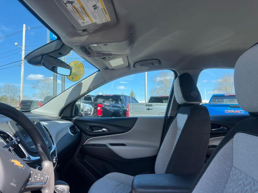 used 2024 Chevrolet Equinox car, priced at $23,498