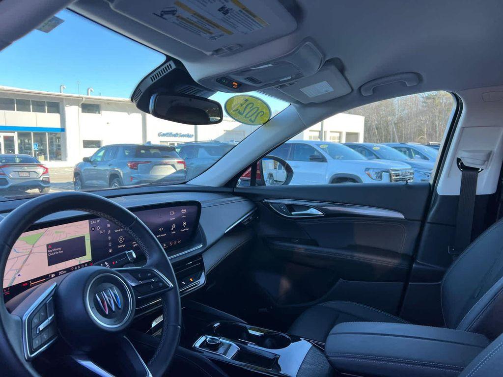 used 2025 Buick Envision car, priced at $28,398