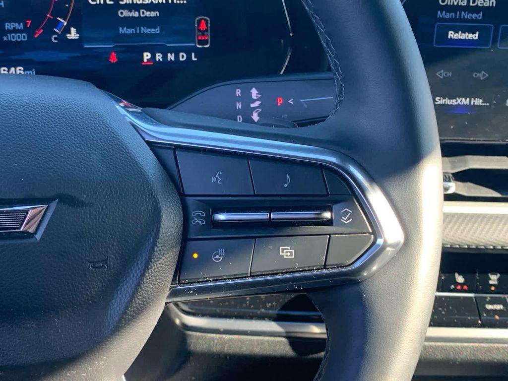 new 2025 Chevrolet Equinox car, priced at $35,375