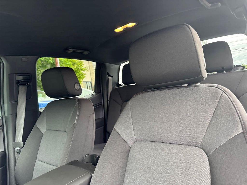 new 2025 Chevrolet Colorado car, priced at $29,282