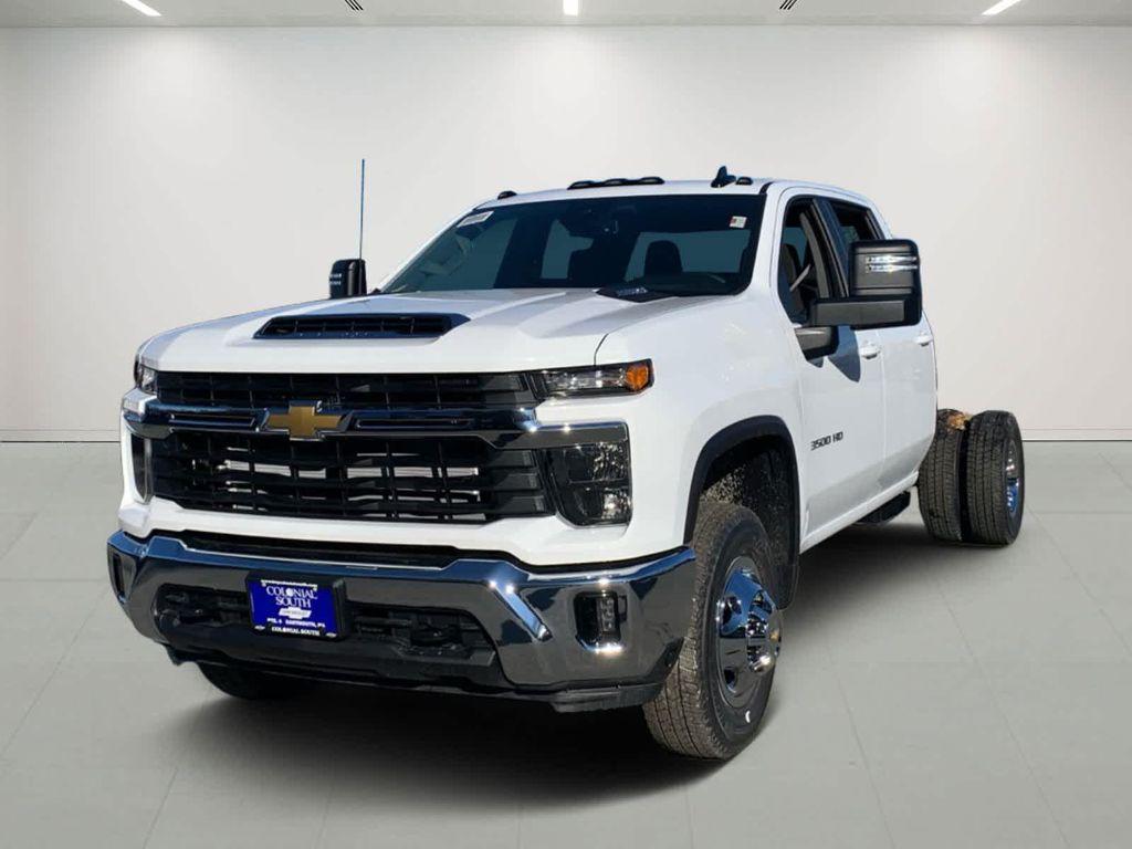 new 2026 Chevrolet Silverado 3500 car, priced at $73,864