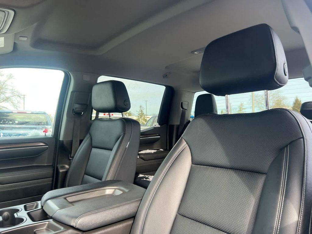 used 2024 Chevrolet Silverado 1500 car, priced at $37,998