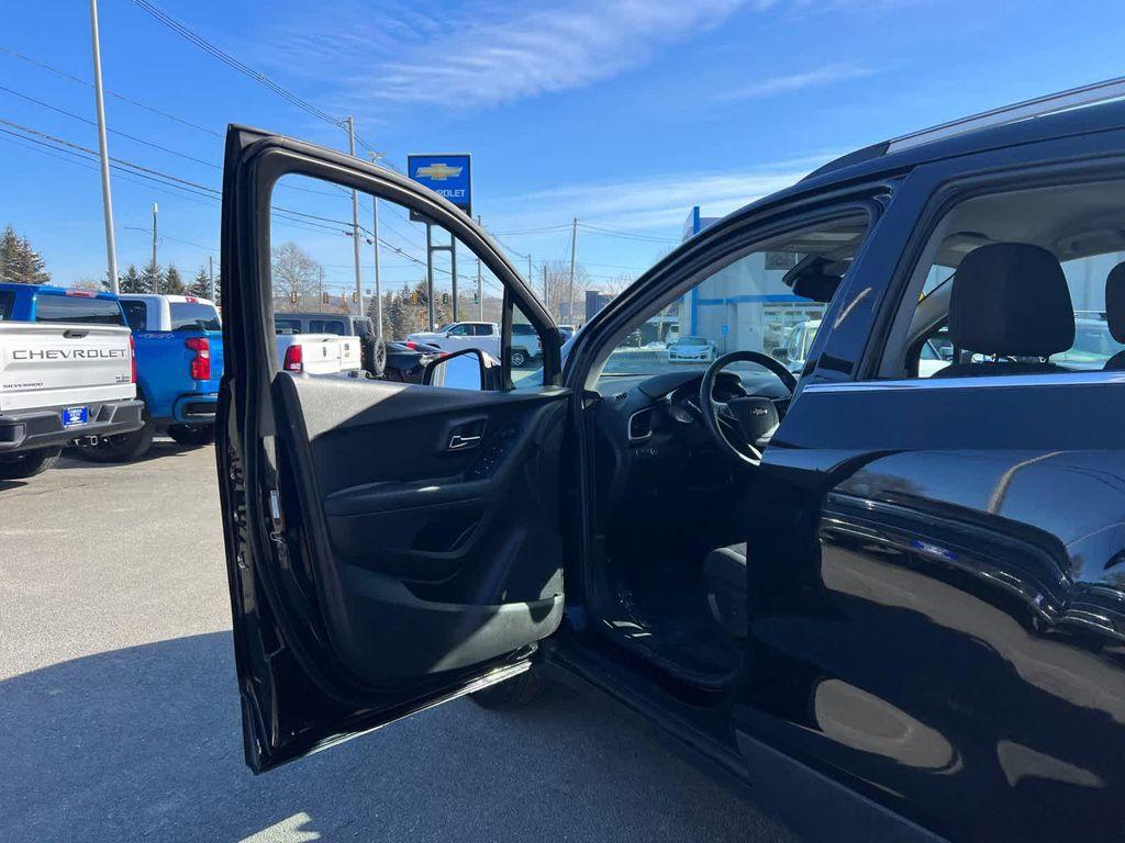 used 2020 Chevrolet Trax car, priced at $16,798