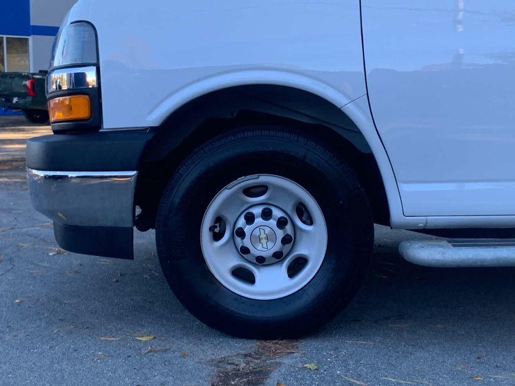 used 2024 Chevrolet Express 2500 car, priced at $31,292