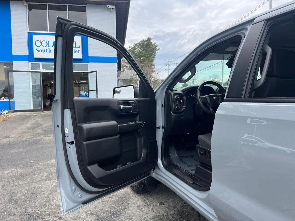 used 2024 Chevrolet Silverado 1500 car, priced at $37,898